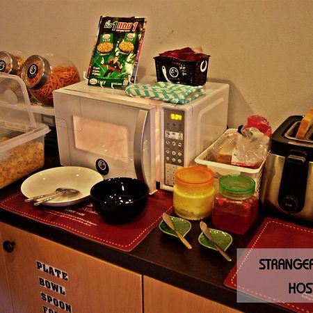 Stranger House Hostel Chiang Mai Buitenkant foto
