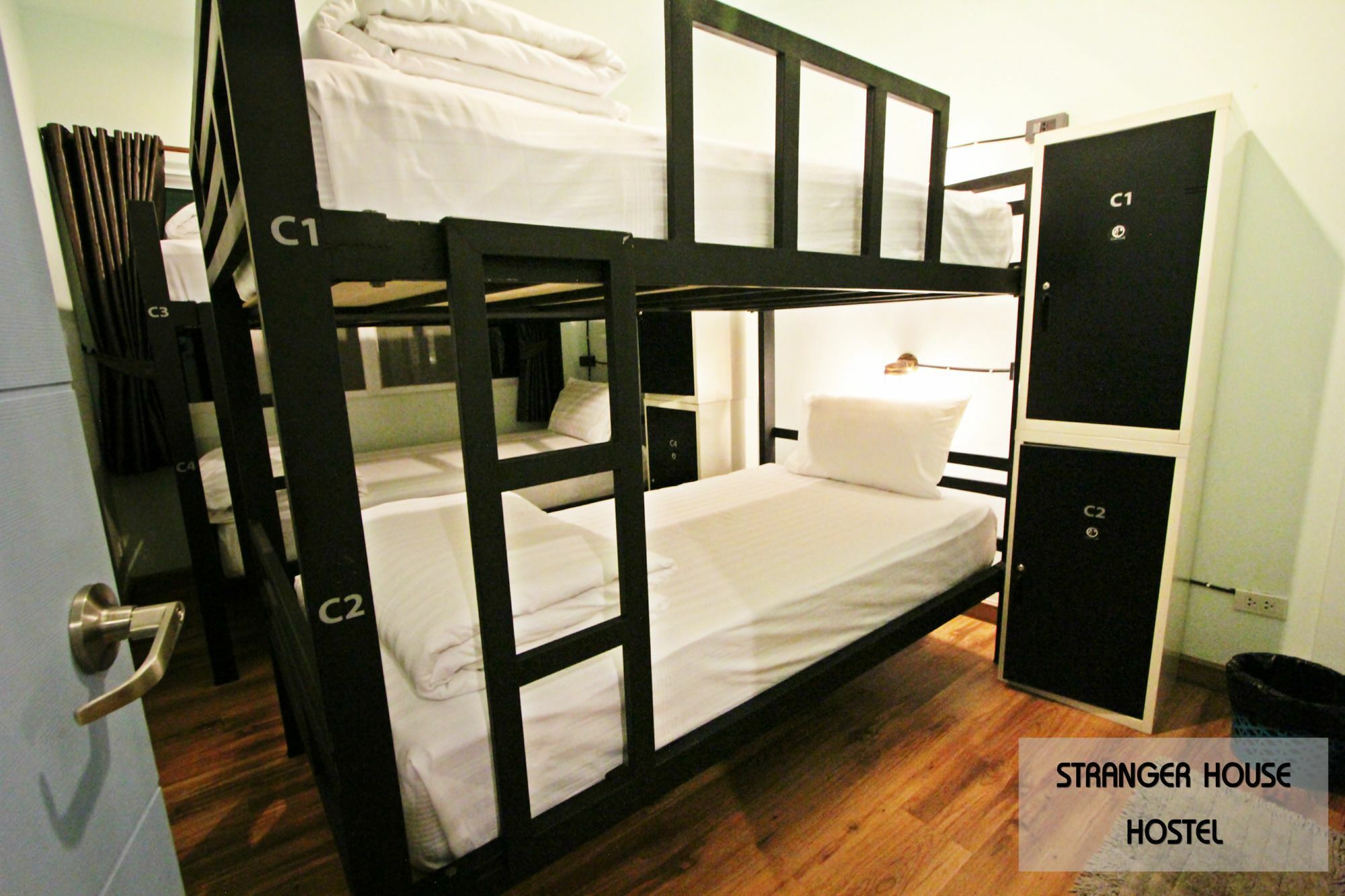 Stranger House Hostel Chiang Mai Buitenkant foto