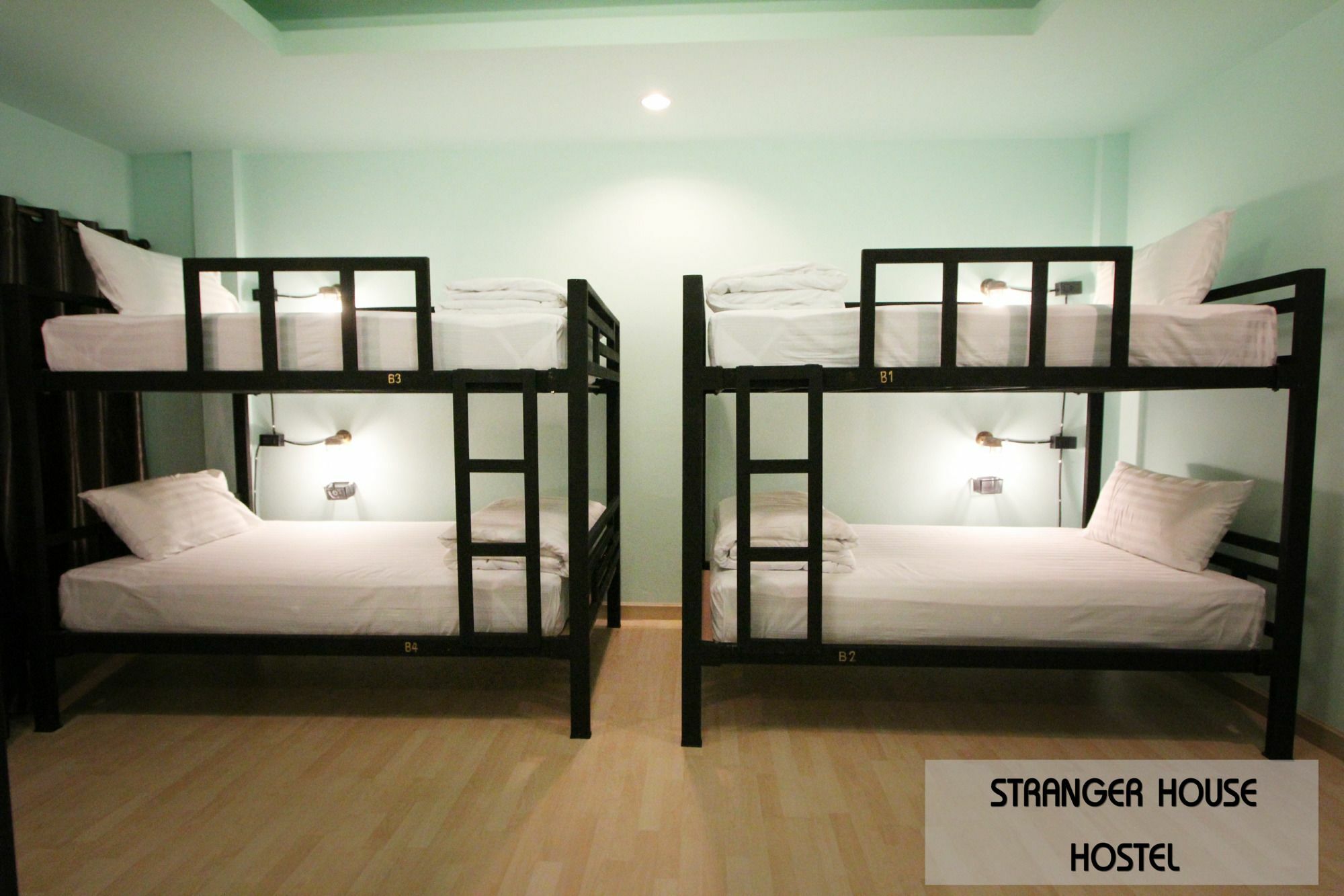 Stranger House Hostel Chiang Mai Buitenkant foto