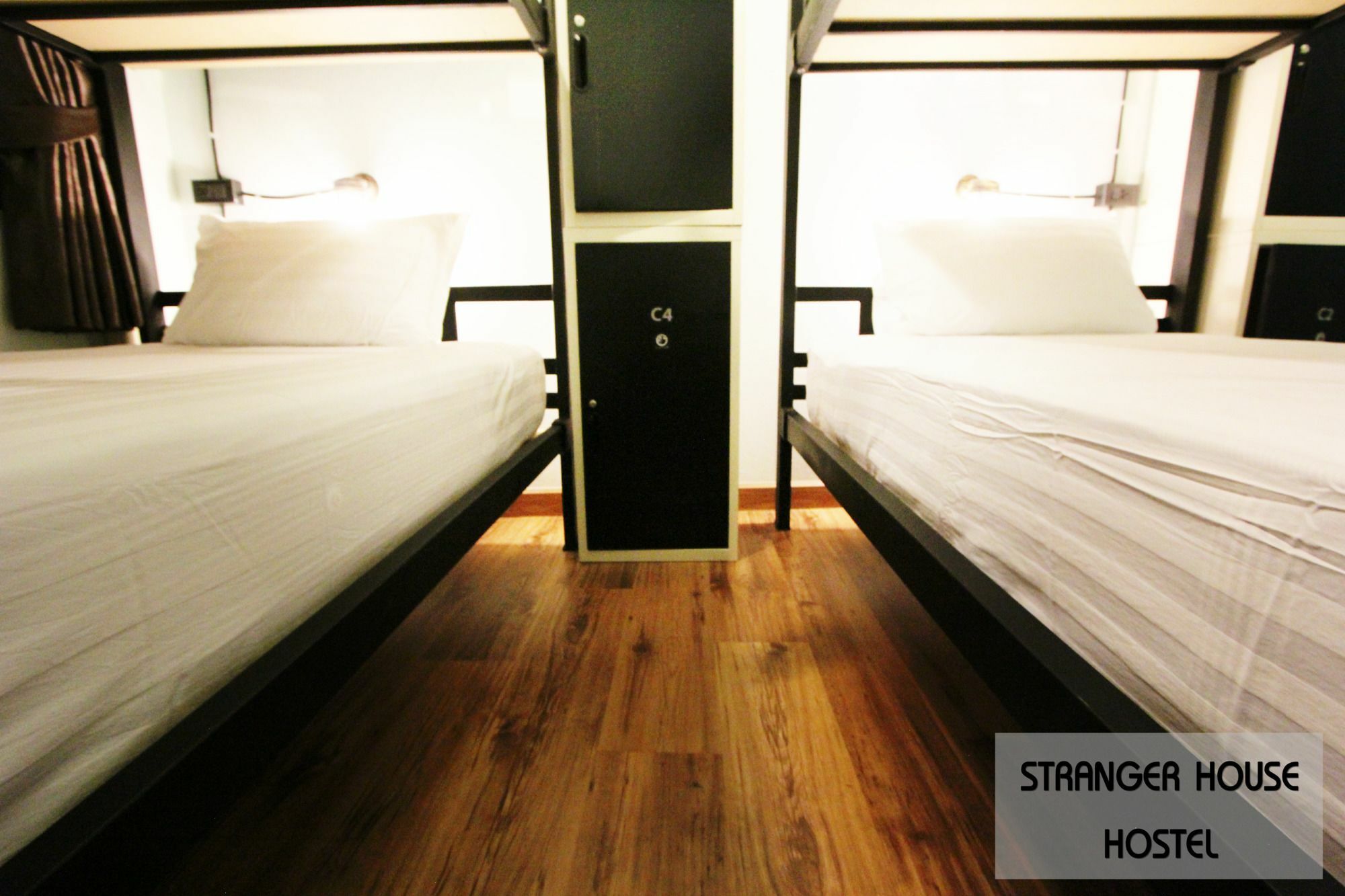 Stranger House Hostel Chiang Mai Buitenkant foto
